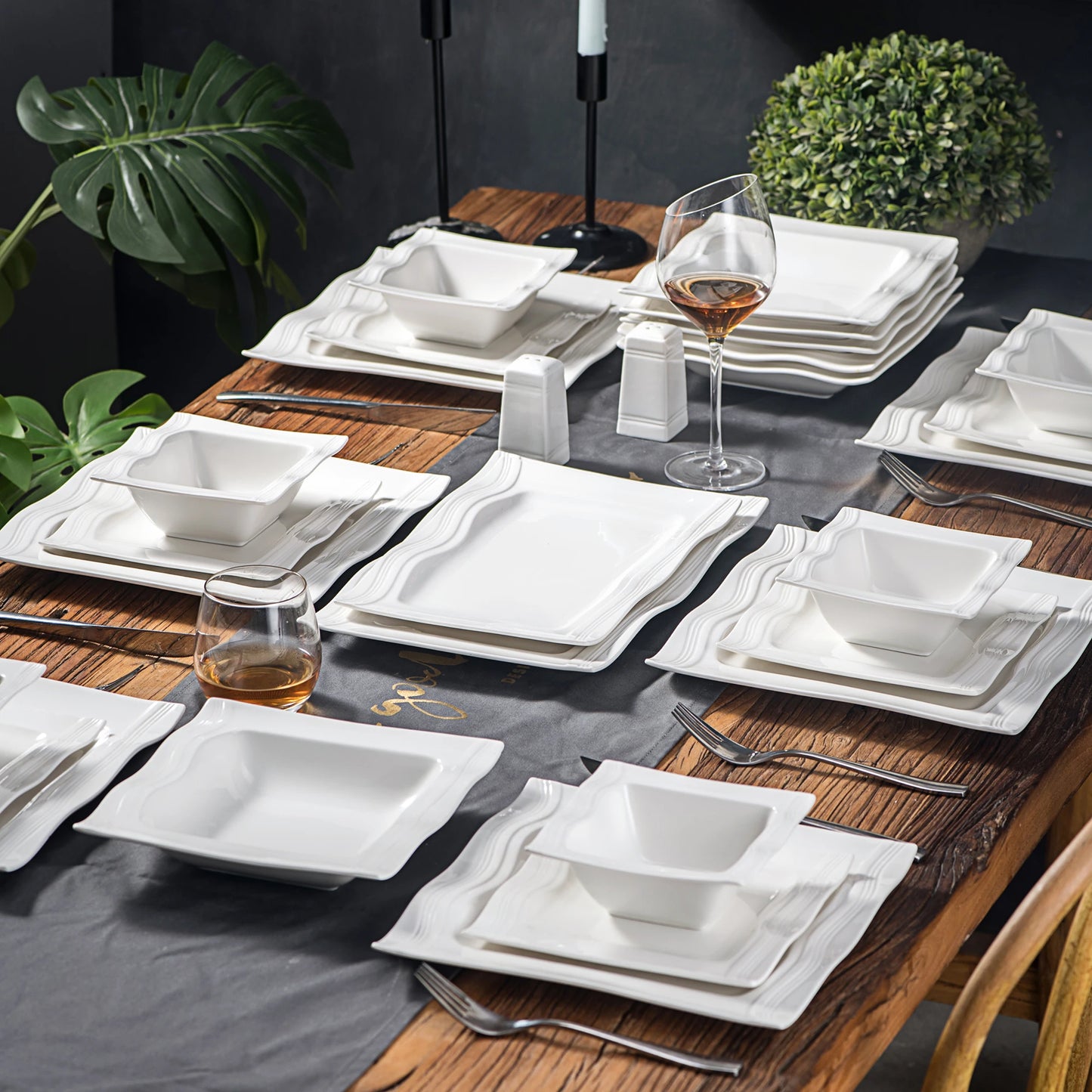 28 Piece Square Dinnerware Set